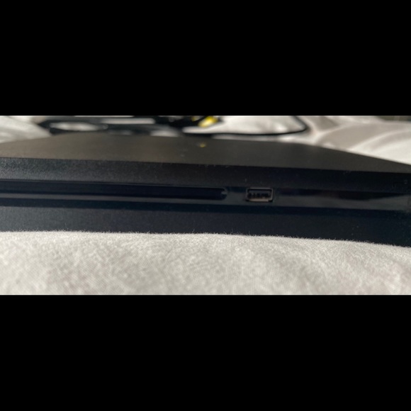 PS4 - Picture 11 of 13